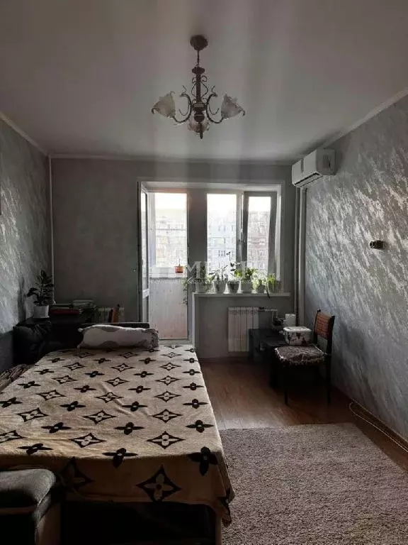 Продается комната в 3-комнатной квартире - Фото 1