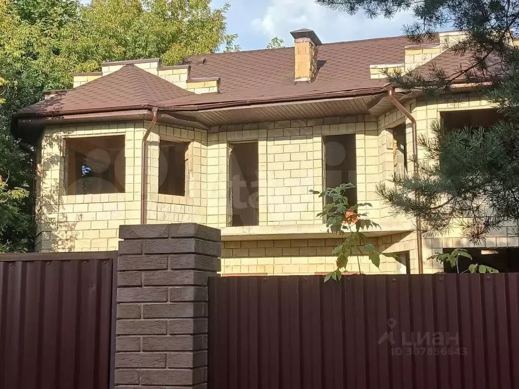 Дом 220 м на участке 5,6 сот. - Фото 1