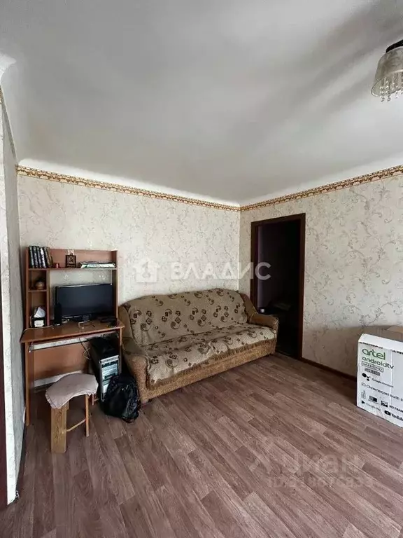 3-к кв. Бурятия, Улан-Удэ Октябрьская ул., 22 (42.0 м) - Фото 1