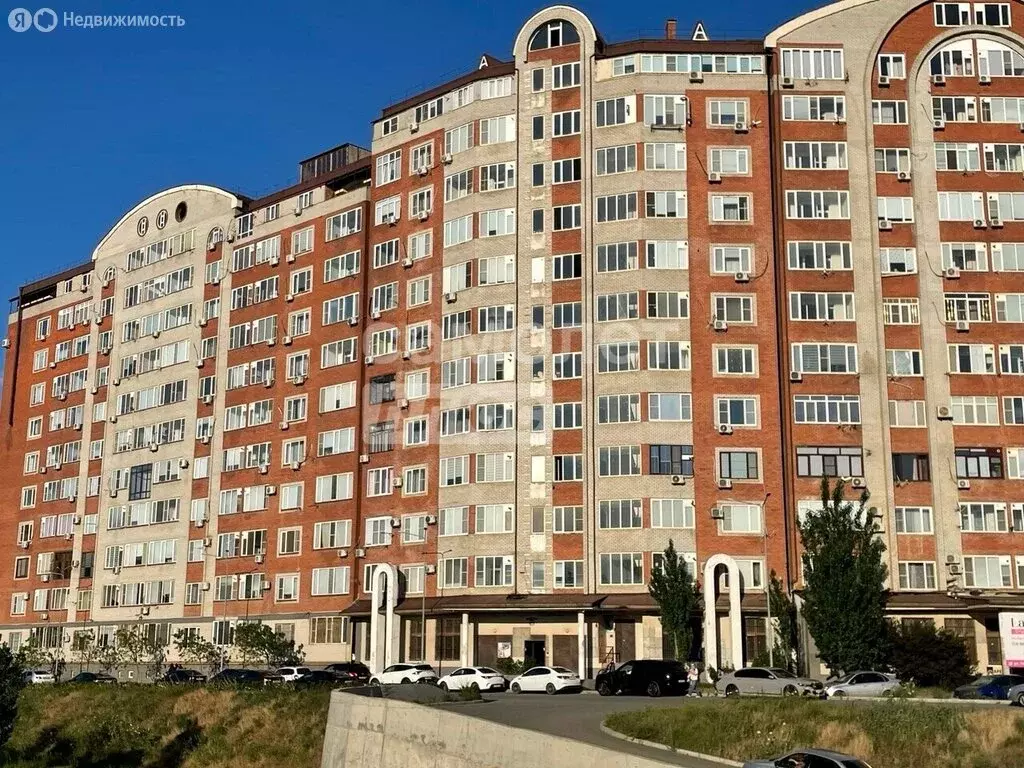 1-комнатная квартира: Махачкала, проспект Насрутдинова, 55к2 (62 м) - Фото 1