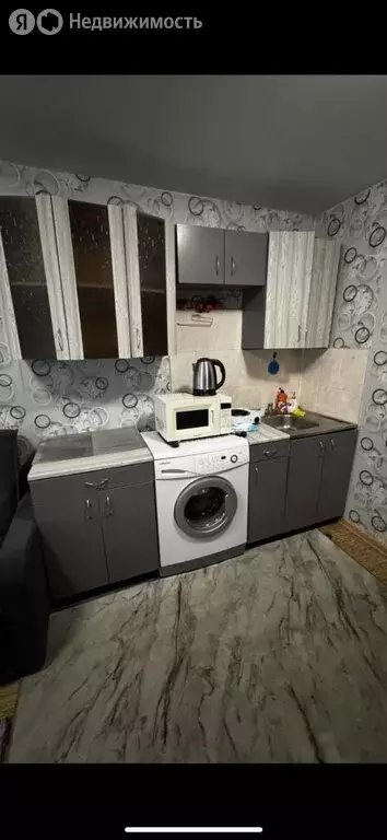 1-комнатная квартира: Томск, улица Никитина, 29А (18 м) - Фото 1