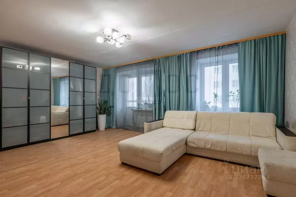 4-к кв. Свердловская область, Екатеринбург ул. Прибалтийская, 11 ... - Фото 1