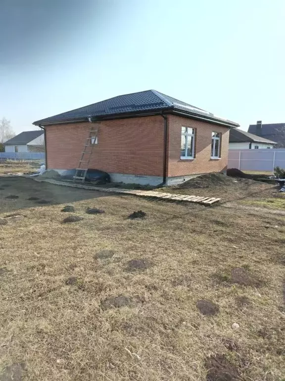 Дом в Краснодарский край, Краснодар городской округ, Октябрьский хут., ... - Фото 0
