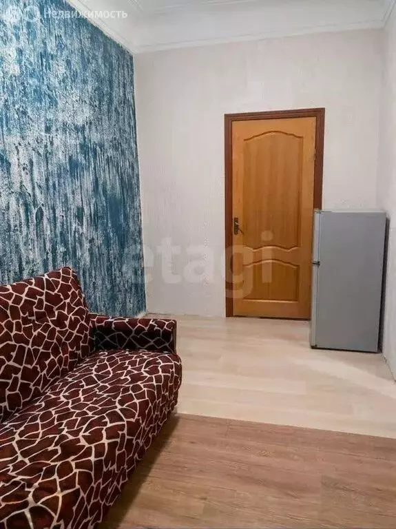 1к в 13-комнатной квартире (11 м) - Фото 1