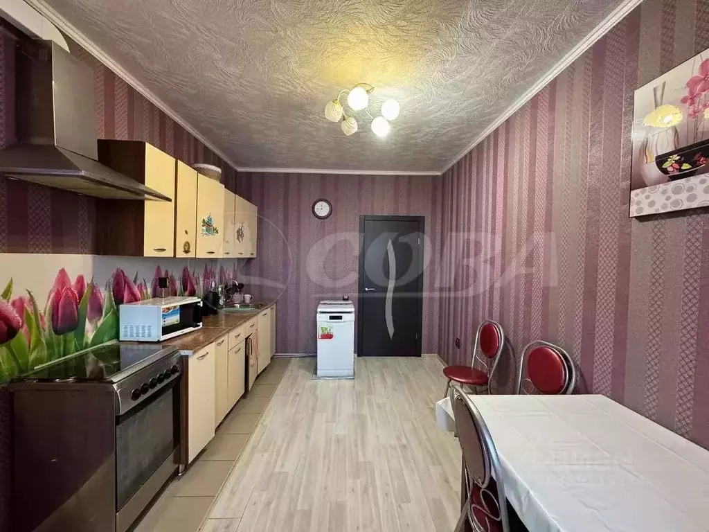 2-к кв. Тюменская область, Тюмень Широтная ул., 172А (67.0 м) - Фото 1
