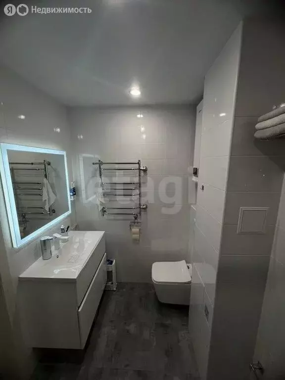 3-комнатная квартира: Сыктывкар, Октябрьский проспект, 377 (81.5 м) - Фото 1