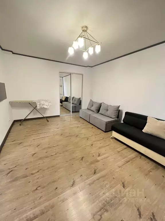 2-к кв. Челябинская область, Челябинск ул. Ловина, 30 (45.0 м) - Фото 1