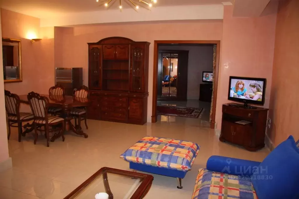 Комната Татарстан, Казань Кремлевская ул., 15 (50.0 м) - Фото 1