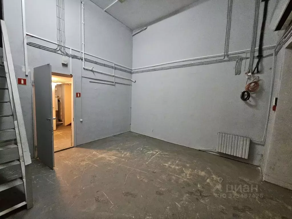 Помещение свободного назначения в Санкт-Петербург Конногвардейский ... - Фото 1