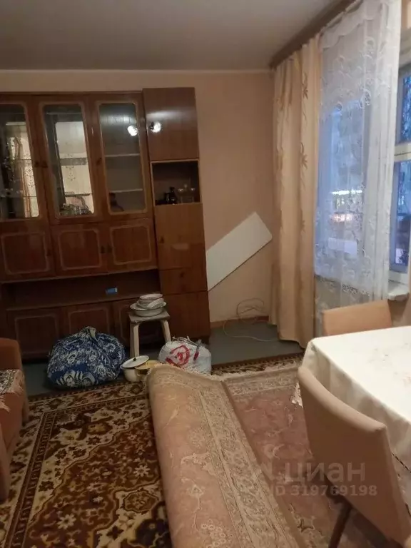 1-к кв. Белгородская область, Губкин ул. Кирова, 63 (40.0 м) - Фото 0