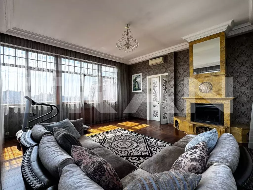 3-к кв. Санкт-Петербург Краснопутиловская ул., 56к2 (144.6 м) - Фото 1