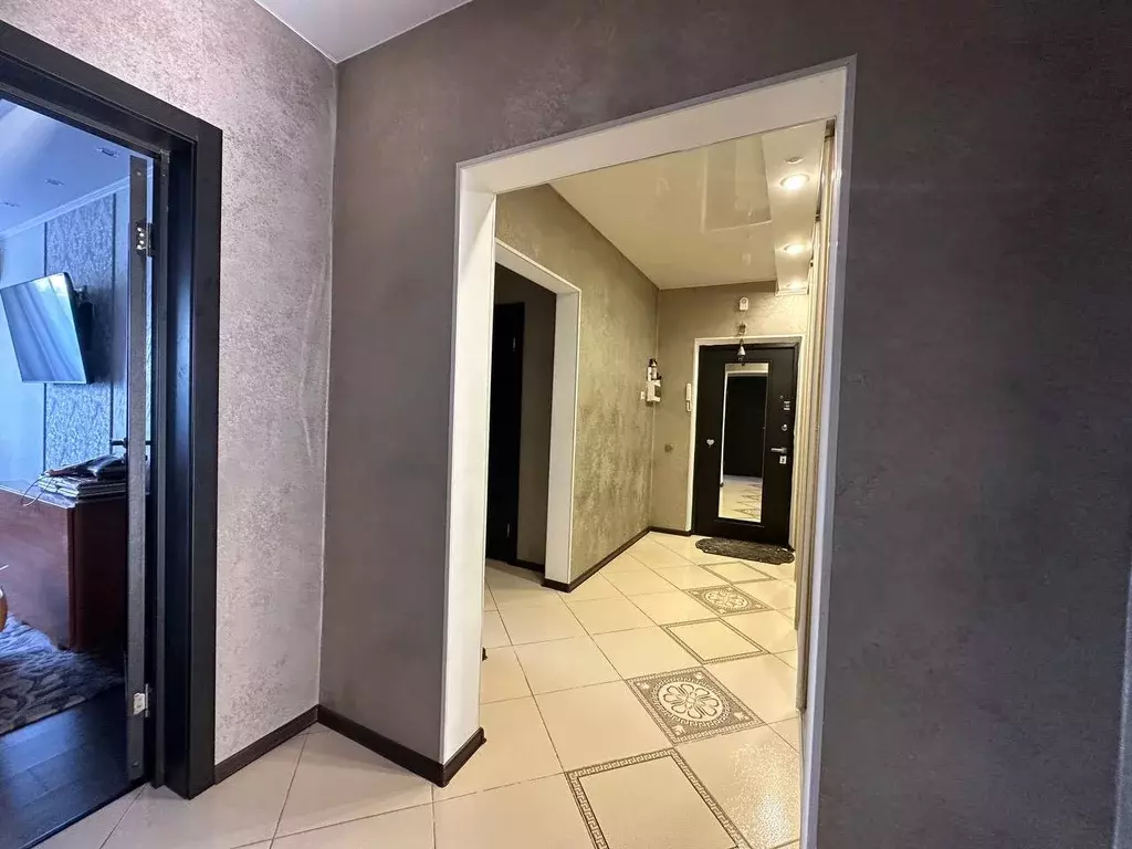 Продаётся 2-к квартира, 60.3 м - Фото 1