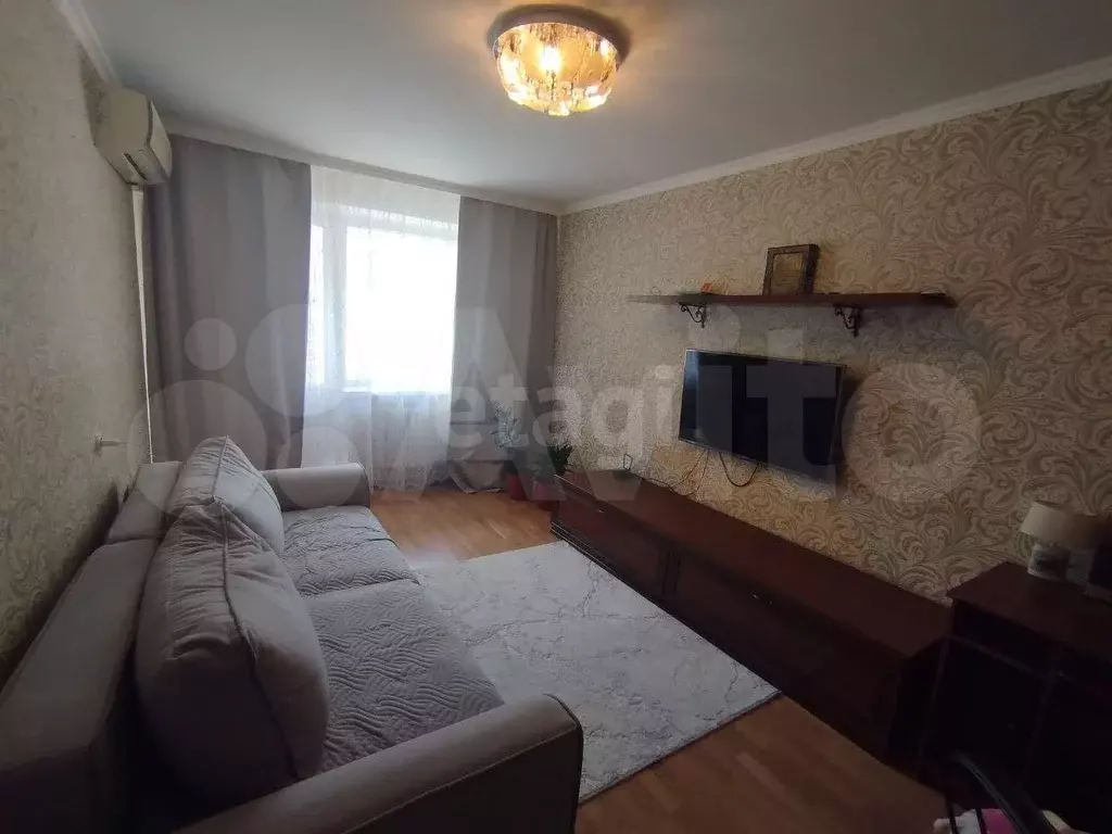 2-к. квартира, 52 м, 2/10 эт. - Фото 1