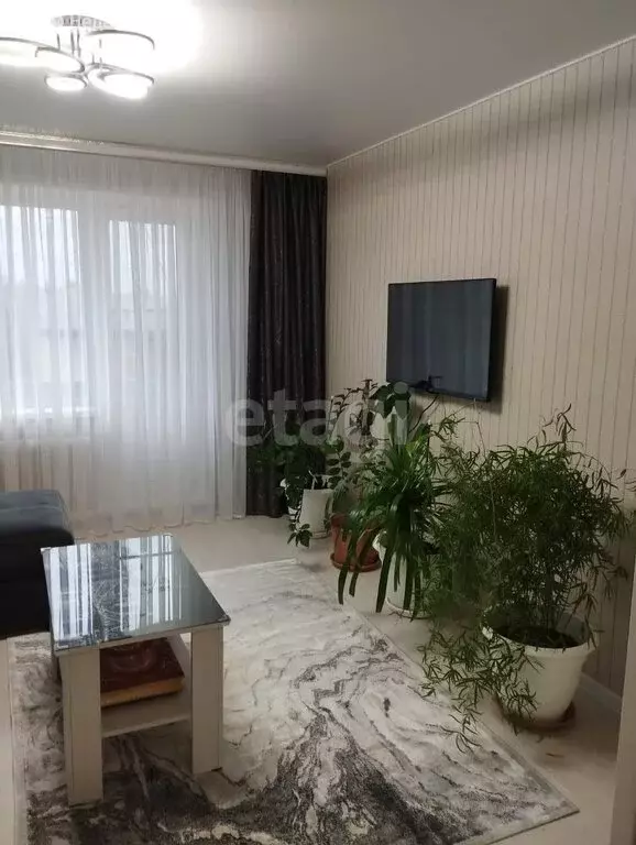 2-комнатная квартира: Туринск, улица Ленина, 56 (48.2 м) - Фото 1