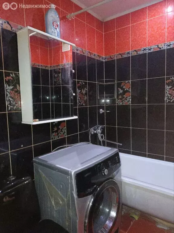 2-комнатная квартира: Нижний Тагил, улица Пархоменко, 26 (41.7 м) - Фото 1