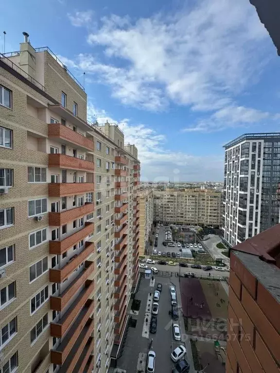 3-к кв. Астраханская область, Астрахань ул. Трофимова, 6 (90.9 м) - Фото 1
