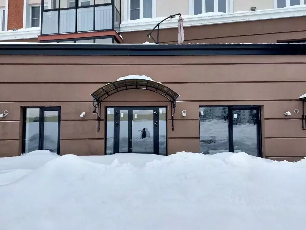 Помещение свободного назначения в Удмуртия, Завьяловский район, с. ... - Фото 1