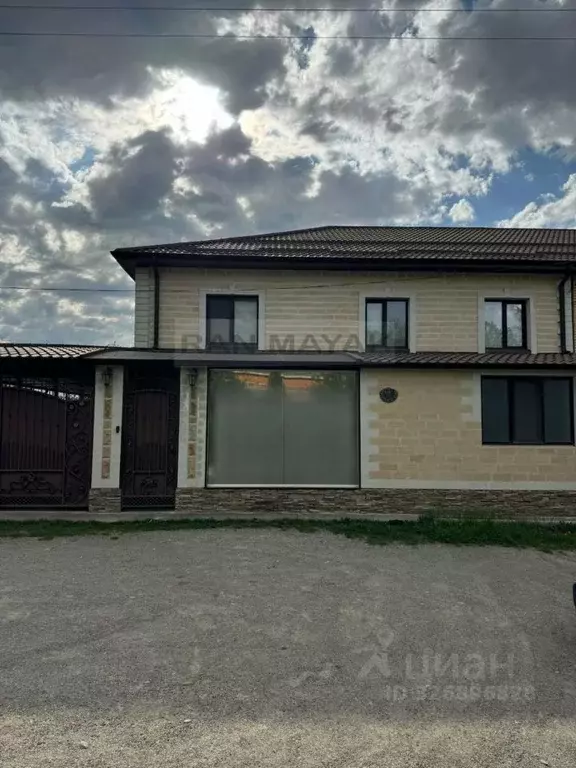 Дом в Адыгея, Майкопский район, пос. Тульский ул. Первомайская, 193 ... - Фото 1