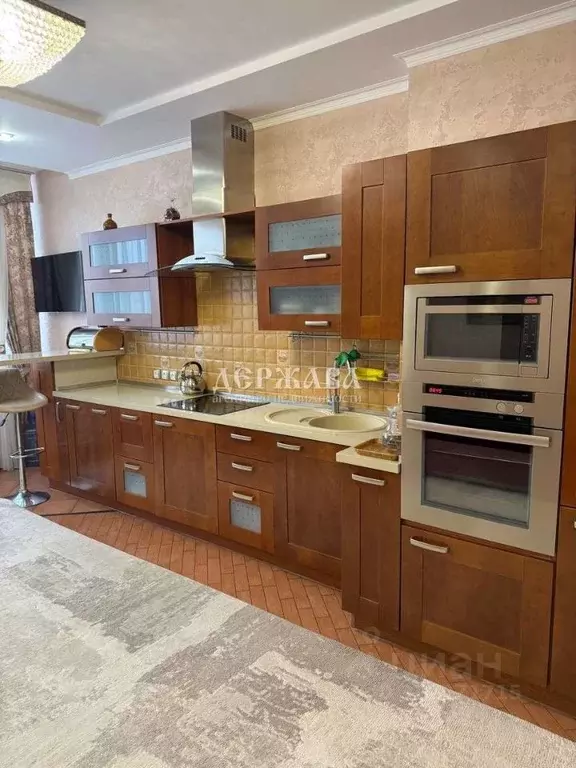 3-к кв. Белгородская область, Старый Оскол Степной мкр, 1 (104.0 м) - Фото 1