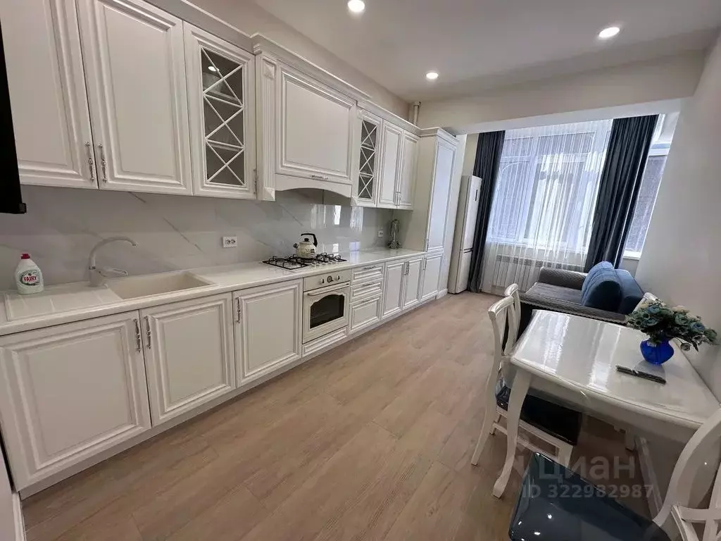 1-к кв. Ставропольский край, Кисловодск ул. Декабристов, 36/2 (50.0 м) - Фото 1