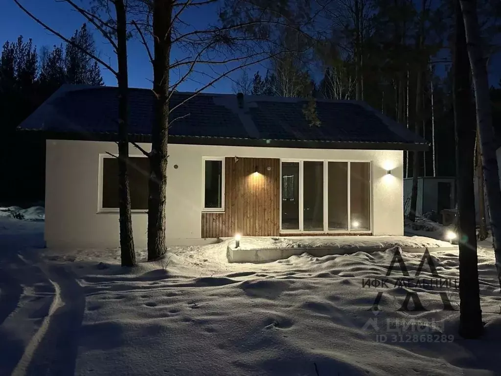 Дом в Свердловская область, Полевской городской округ, с. Курганово ... - Фото 1