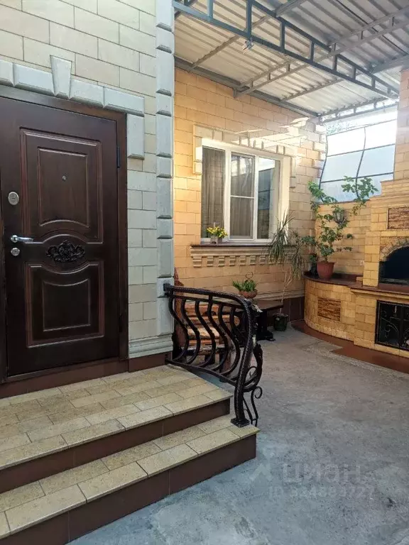 Дом в Ставропольский край, Ессентуки Кисловодская ул., 45 (170 м) - Фото 1