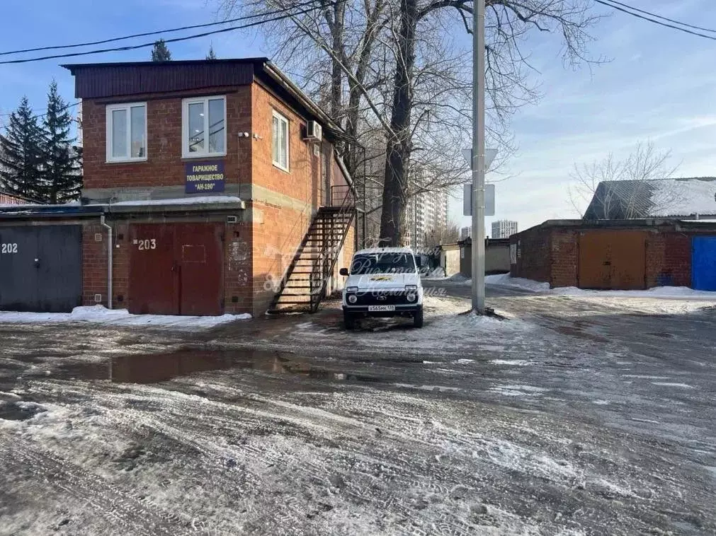 Гараж в Иркутская область, Иркутск ИВАТУ городок,  (24 м) - Фото 1
