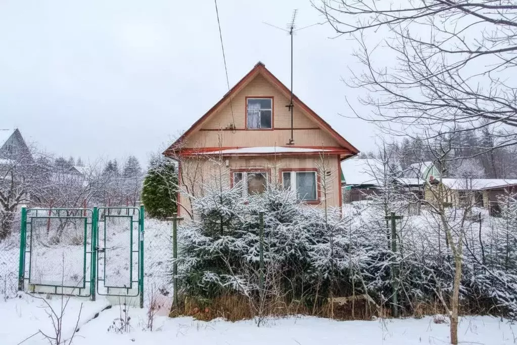 Дом в Ленинградская область, Кировский район, Павловское городское ... - Фото 1