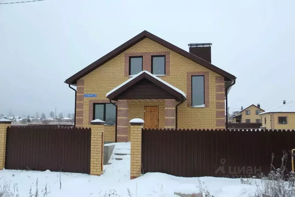 Коттедж в Марий Эл, Медведевский район, Сидоровское с/пос, д. Большая ... - Фото 1