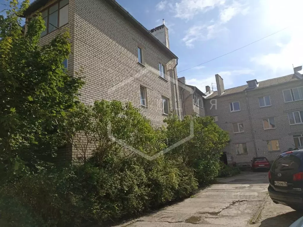 2-к кв. Калининградская область, Гурьевск Зеленая ул., 18 (56.0 м) - Фото 0