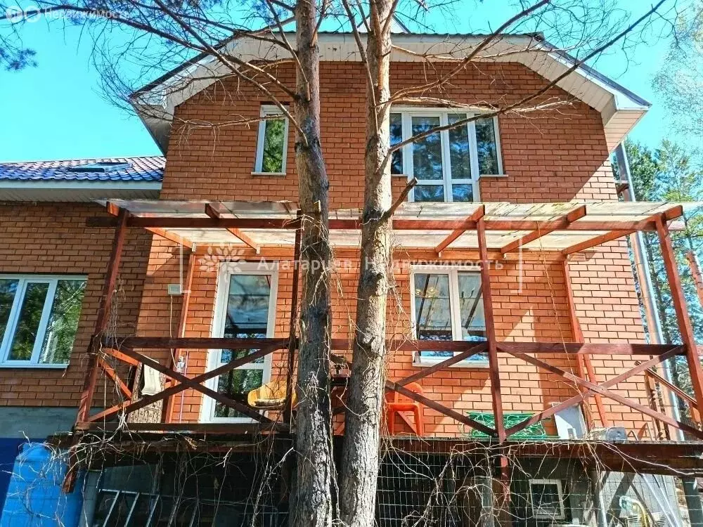 Дом в посёлок Просторный, Петербуржская улица, 24 (208 м) - Фото 1