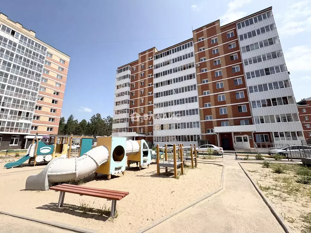 2-к кв. Бурятия, Улан-Удэ 142-й мкр, 10 (45.0 м) - Фото 1