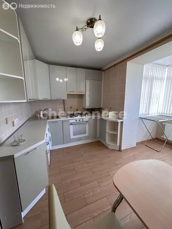 5-комнатная квартира: Севастополь, улица Адмирала Макарова, 4В (180 м) - Фото 1