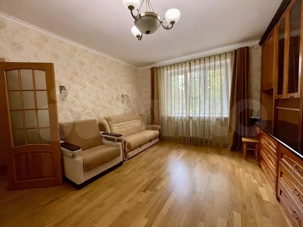 1-к. квартира, 40 м, 1/4 эт. - Фото 1