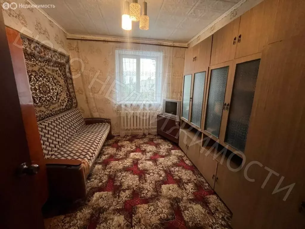 3-комнатная квартира: Балашов, улица Красина, 84 (60 м) - Фото 0