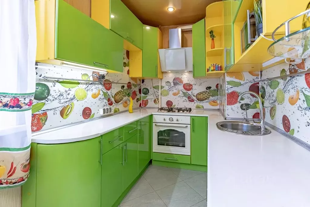 3-к кв. Санкт-Петербург ул. Антонова-Овсеенко, 5К2 (62.7 м) - Фото 1