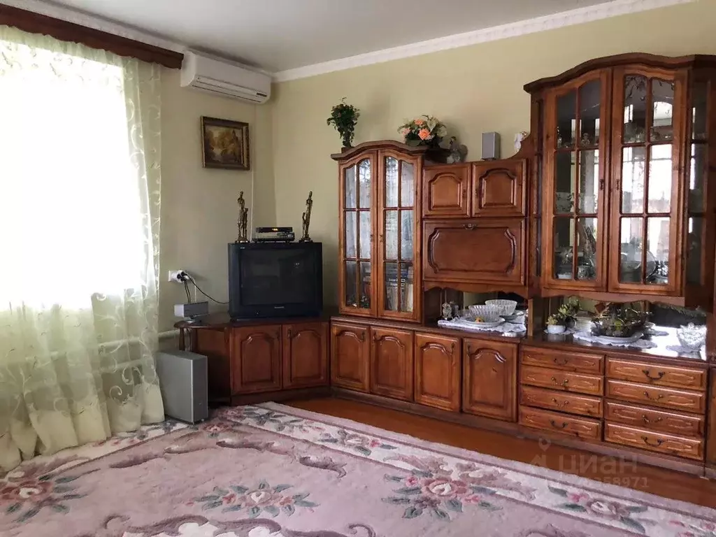 Дом в Ростовская область, Зерноград ул. Кирова (220 м) - Фото 2