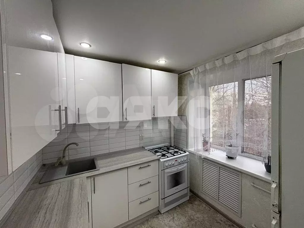 1-к. квартира, 28,4 м, 4/5 эт. - Фото 1