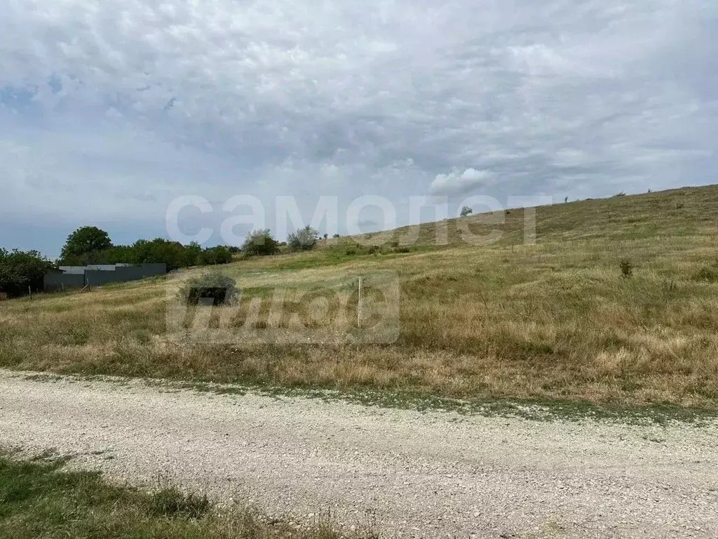 Участок в Крым, Симферопольский район, с. Пожарское  (12.0 сот.) - Фото 2