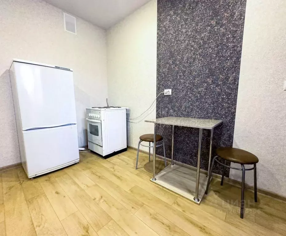 Студия Тюменская область, Тюмень ул. Новоселов, 113 (18.5 м) - Фото 0