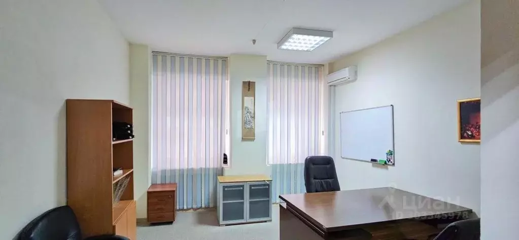 Офис в Москва Средний Овчинниковский пер., 12 (285 м) - Фото 0