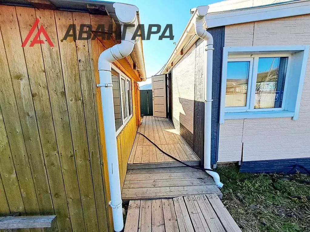 Дом в Приморский край, Чугуевский муниципальный округ, с. ... - Фото 0
