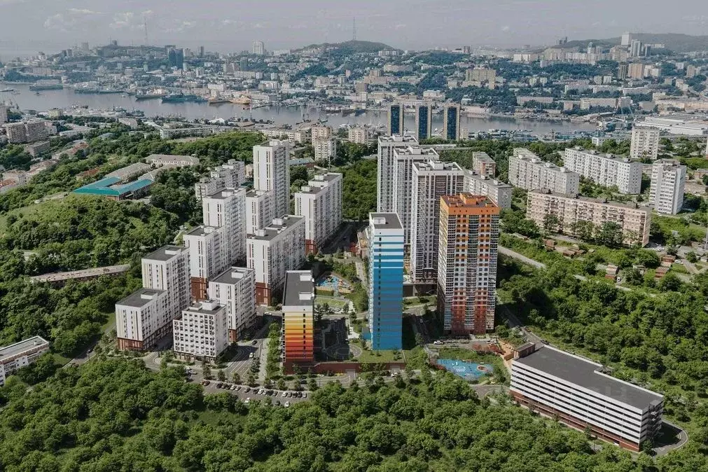 1-к кв. Приморский край, Владивосток ул. Коммунаров, 15к6 (43.78 м) - Фото 2