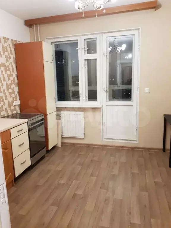 1-к. квартира, 38 м, 8/16 эт. - Фото 1