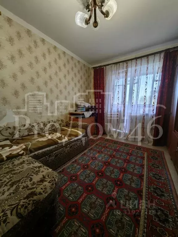 1-к кв. Курская область, Курск просп. Ленинского Комсомола, 64 (30.1 ... - Фото 0