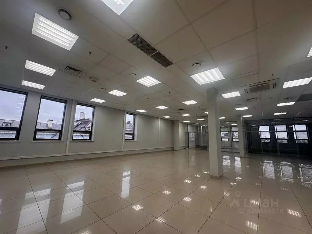 Офис в Татарстан, Казань ул. Баумана, 44/8 (389 м) - Фото 2