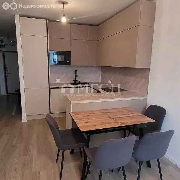 3-комнатная квартира: деревня Коробово, улица Авиаторов, 5 (86.9 м) - Фото 2