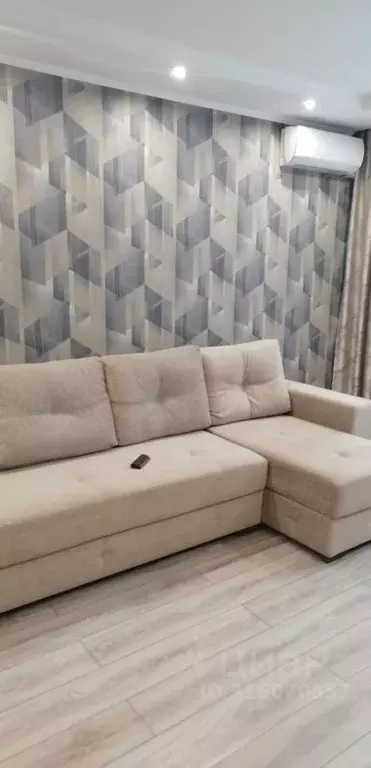 1-к кв. Омская область, Омск ул. Маяковского, 97 (47.0 м) - Фото 1