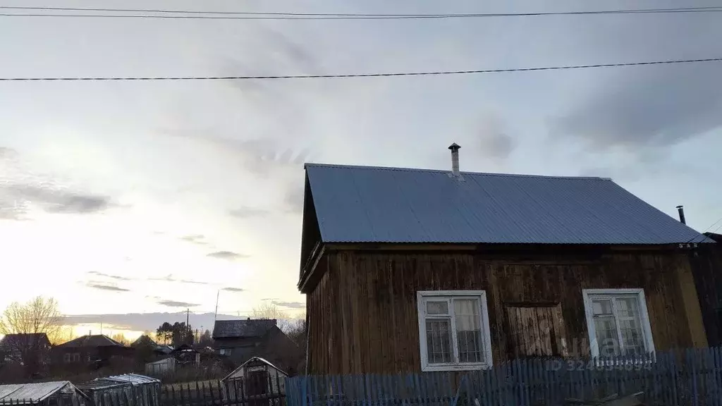 Дом в Пермский край, Пермский муниципальный округ, пос. Кукуштан ул. 9 ... - Фото 1