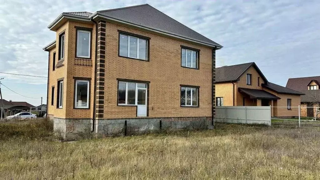 Коттедж в Белгородская область, Старый Оскол ул. Лукьяновская (218 м) - Фото 2